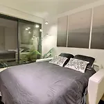 Park - Avec Balcon Et Parking شقة تروي