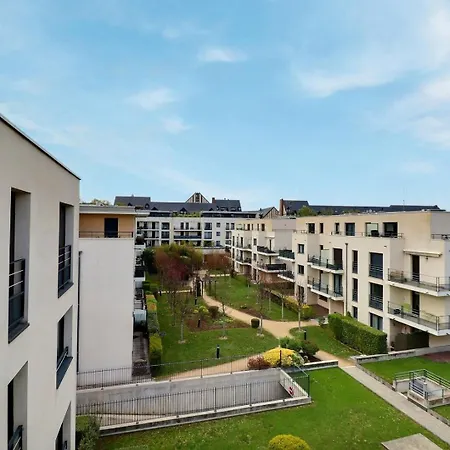 Park - Avec Balcon Et Parking